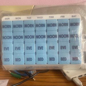 e-Pill Large Weekly Pill Organizer With Reminder 7 Day x 4